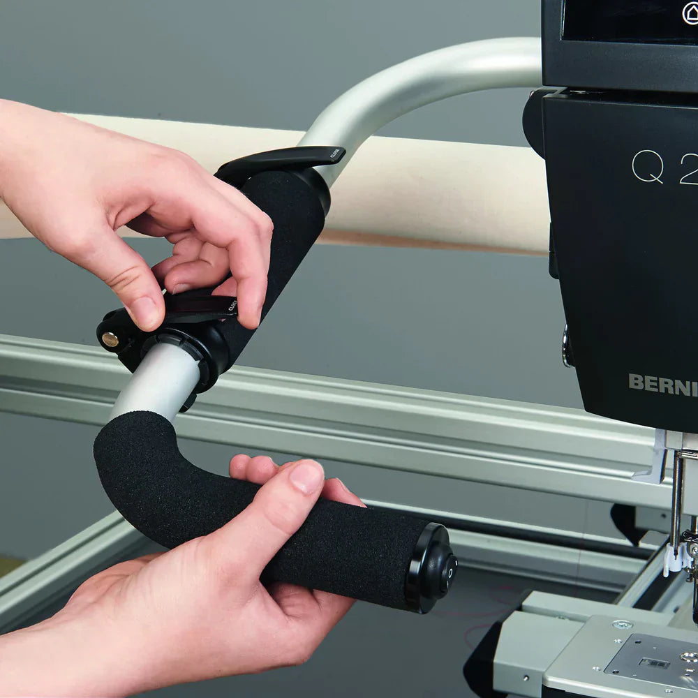 Bernina Q20 Longarm Quilting Machine with Pro Frame