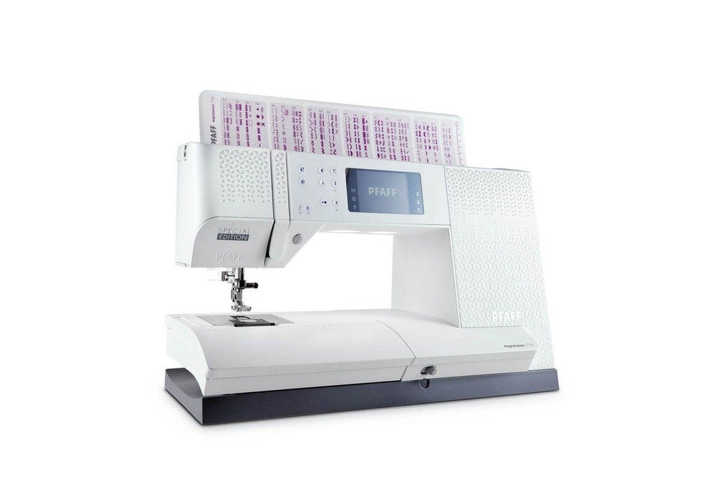 Máquina de coser Pfaff Expression 710 blanco ártico + kit de prensatelas de 100 £