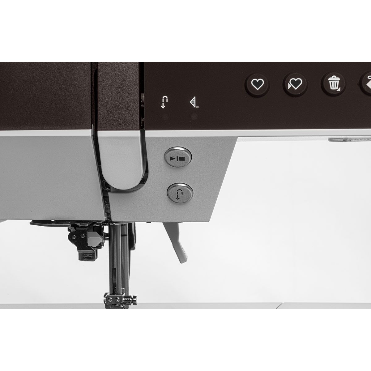 Máquina de coser y bordar Pfaff Ambition 640 + SOFTWARE GRATIS